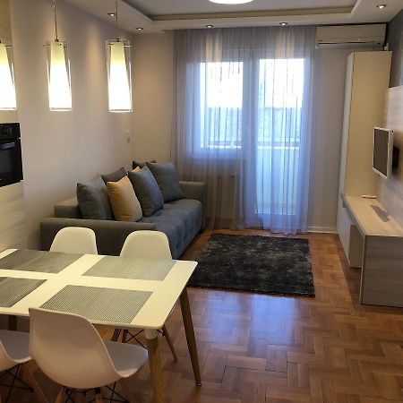 5 Stars Apartment With Free Garage Place Novi Sad Eksteriør billede